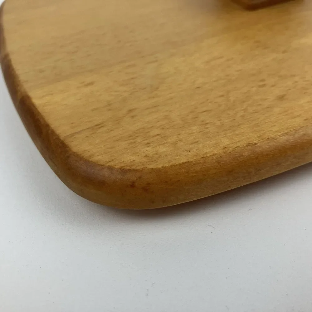 Longaberger includes basket